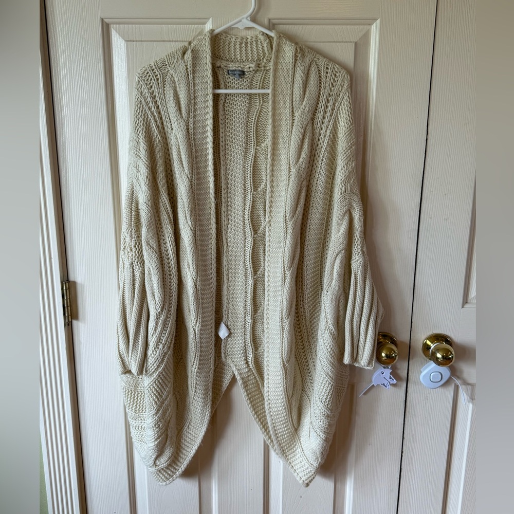 Charlotte Russe Cream Oversized Knit Cardigan